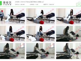 小黑屋_天依女主白靴子棉袜的人体脚踏
