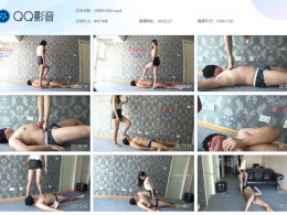 【小妮女主】小默女王细高跟践踏，肉丝插嘴深喉